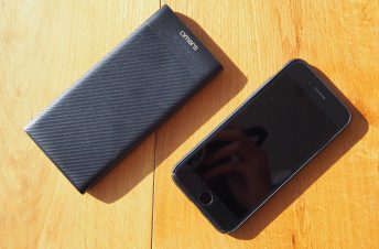 OMARS Ultra Slim 10,000 mAh Portable Charger Review