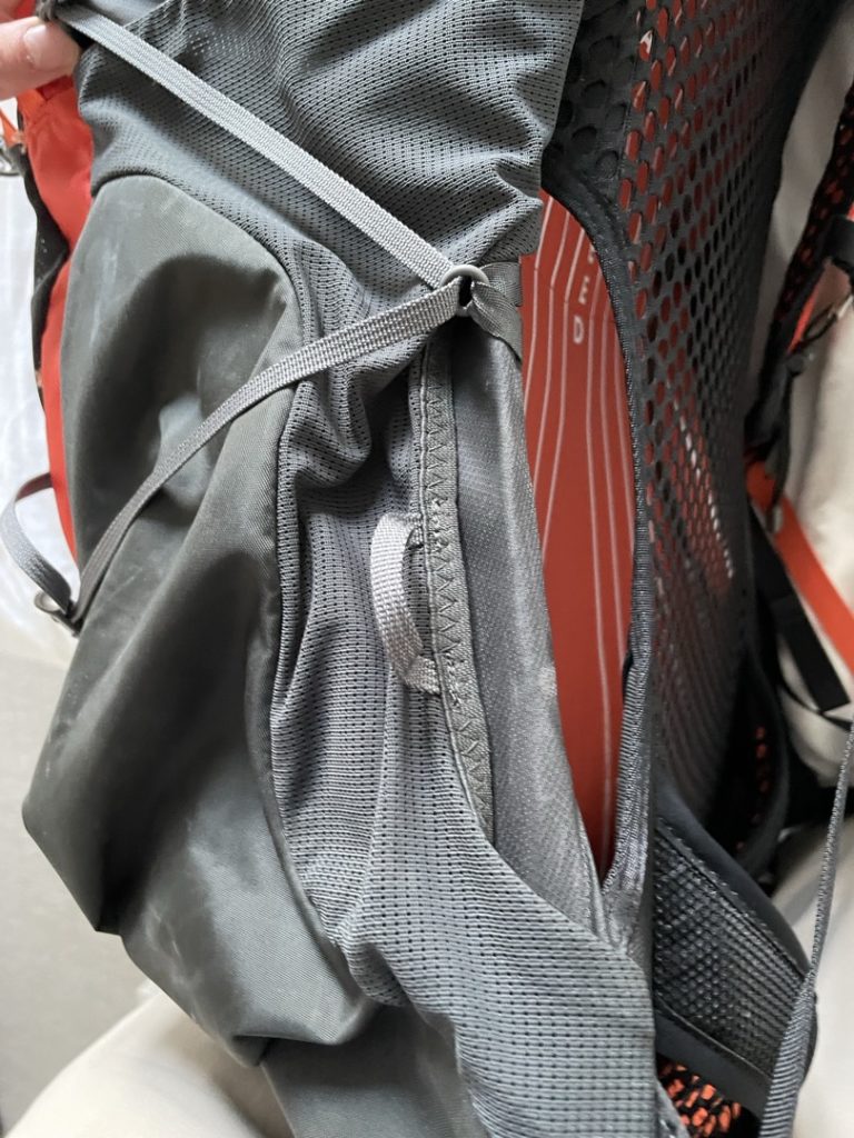 Osprey Exos 58 Blaze (black & orange) water bottle pocket